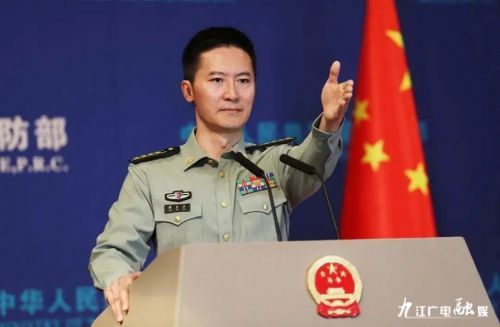 國防部長職責(zé)，國家安全的核心守護(hù)者，國防部長肩負(fù)重任，國家安全的核心守護(hù)者