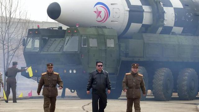 韓軍方稱朝鮮發(fā)射一枚彈道導(dǎo)彈，解讀與影響，朝鮮發(fā)射彈道導(dǎo)彈，韓國的反應(yīng)與全球影響分析