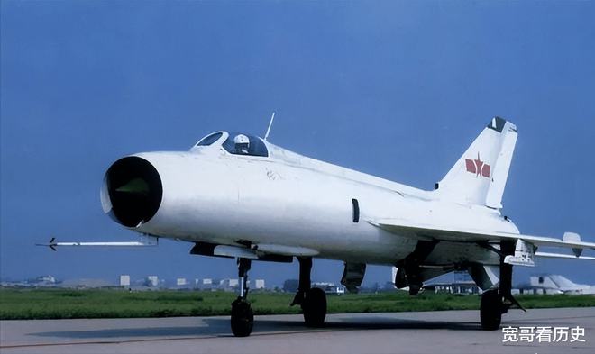 殲八飛機圖片，歷史、技術特點與現(xiàn)代價值，殲八飛機，歷史、技術特點與現(xiàn)代價值圖片展示