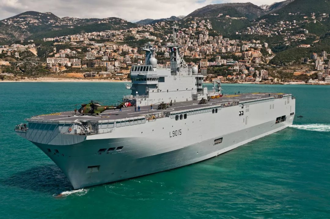 卡塔爾兩棲攻擊艦，現(xiàn)代海軍力量的璀璨明珠，卡塔爾兩棲攻擊艦，現(xiàn)代海軍力量的璀璨代表