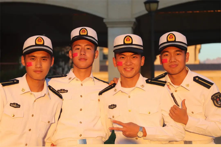 揭秘海軍新服裝，探索海軍力量的未來形象——2022年海軍新服裝概覽，揭秘海軍新服裝，探索未來海軍形象——海軍新制服亮相2022年展望