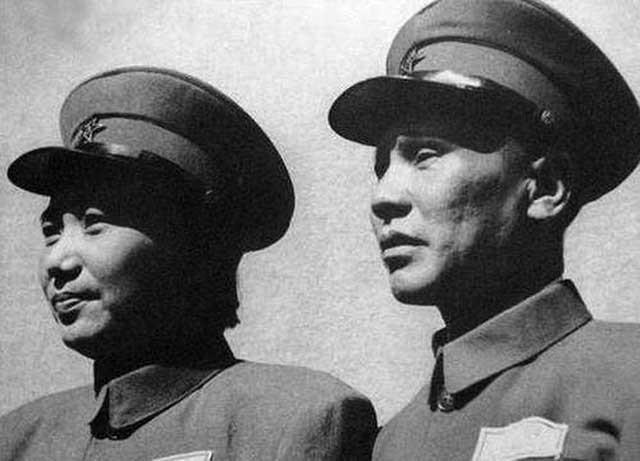 部隊(duì)政委是否具有實(shí)權(quán)，深度解析與探討，部隊(duì)政委的權(quán)力深度解析與探討