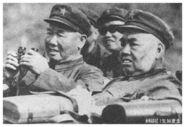 軍長退休后的經(jīng)濟待遇，一個月退休金是多少？，軍長退休后經(jīng)濟待遇詳解，月退休金數(shù)額揭秘！