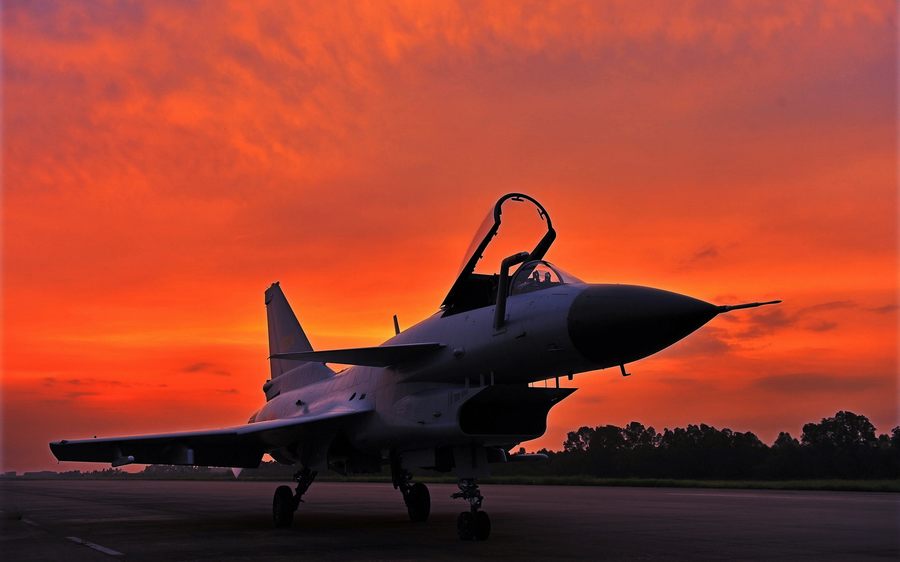 殲10殲擊機(jī)高清圖片，展現(xiàn)中國空軍力量的驕傲，殲擊機(jī)殲-10高清圖片，中國空軍力量的驕傲展示
