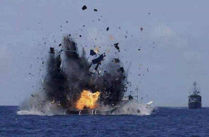 我軍軍艦遭遇挑戰(zhàn)，一次沉船事件的歷史性反思與未來(lái)展望，我軍軍艦遭遇挑戰(zhàn)的歷史性反思與未來(lái)展望，沉船事件啟示錄