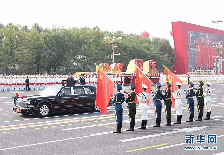 震撼人心！回顧2019閱兵分列式視頻，感受祖國強(qiáng)大力量，震撼心靈！回顧祖國力量，2019閱兵分列式視頻展現(xiàn)大國風(fēng)采