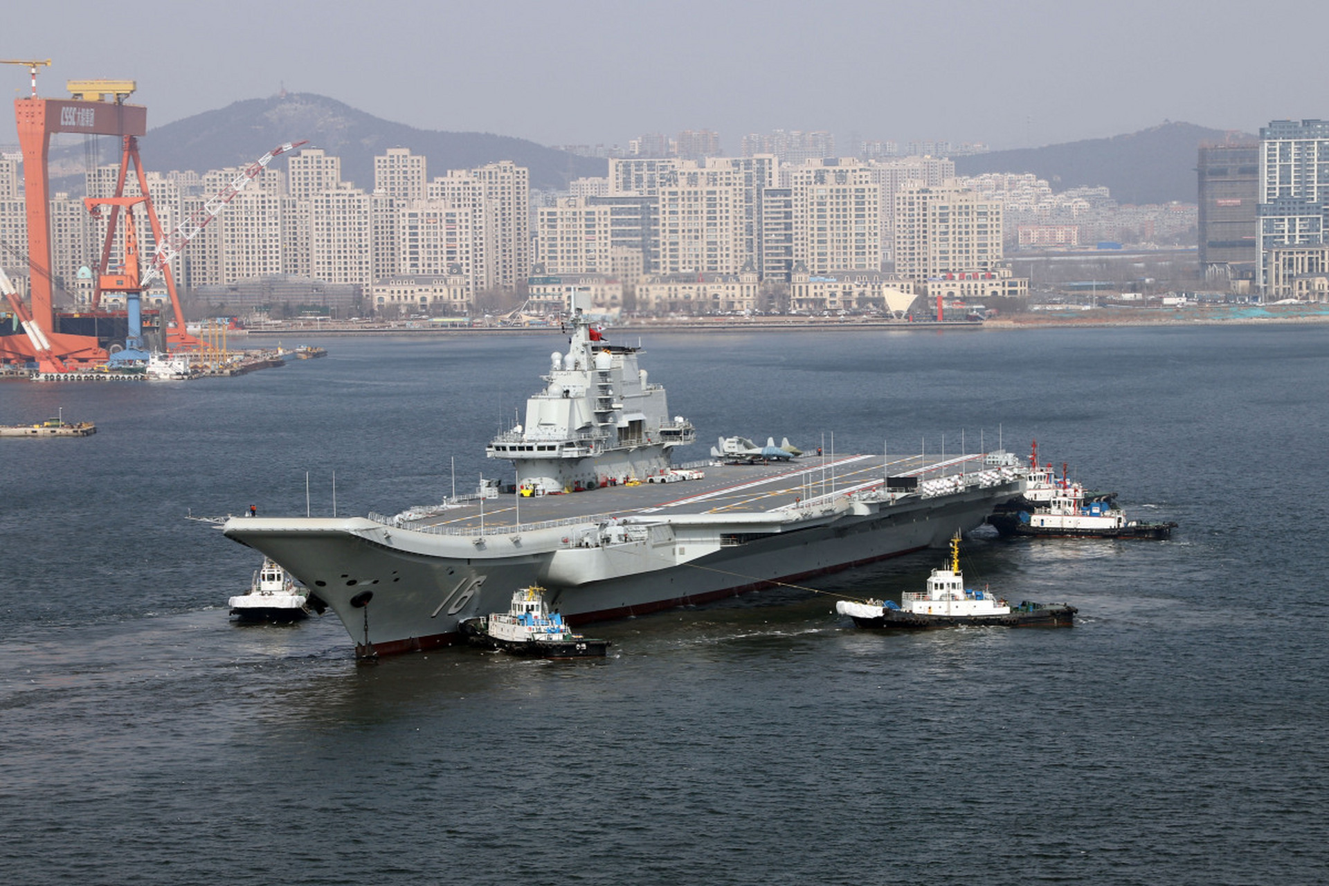 中國第三艘航母的寬長度揭秘，揭秘細節(jié)，展現(xiàn)大國海軍實力，中國海軍實力展現(xiàn)，第三艘航母長寬細節(jié)揭秘，彰顯大國海軍風(fēng)采