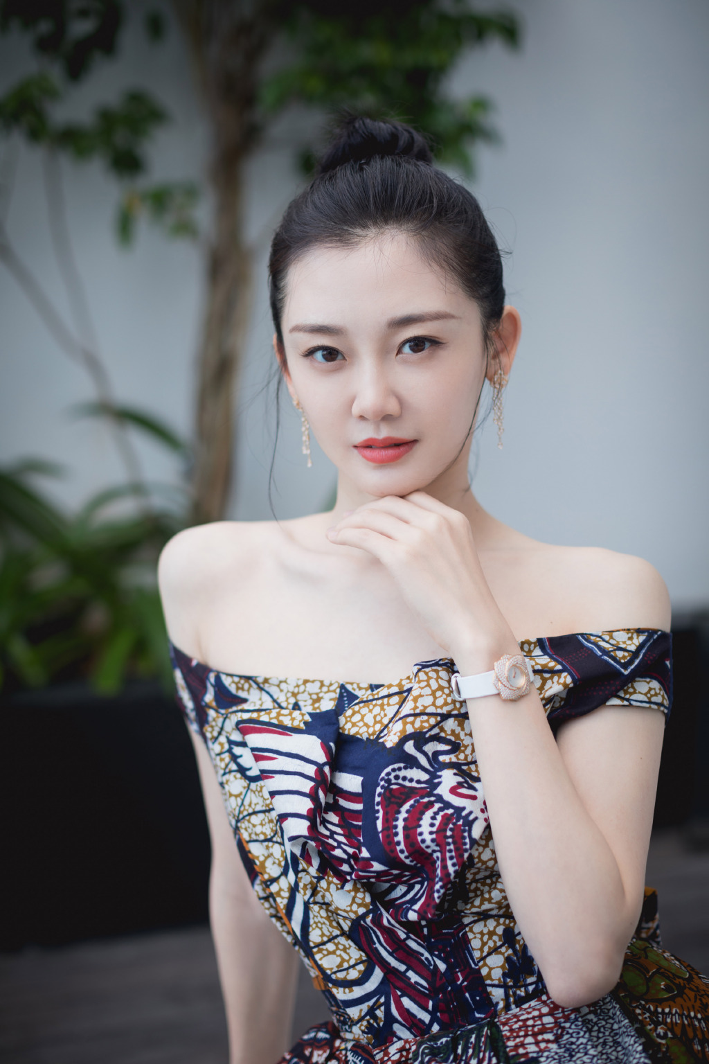 苗苗個人資料簡介身高，探索明星的真實面貌，苗苗個人資料揭秘，身高與真實明星面貌探索