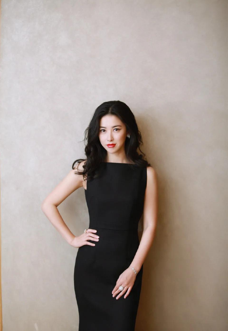 女演員朱珠個(gè)人資料，朱珠個(gè)人簡介資料曝光