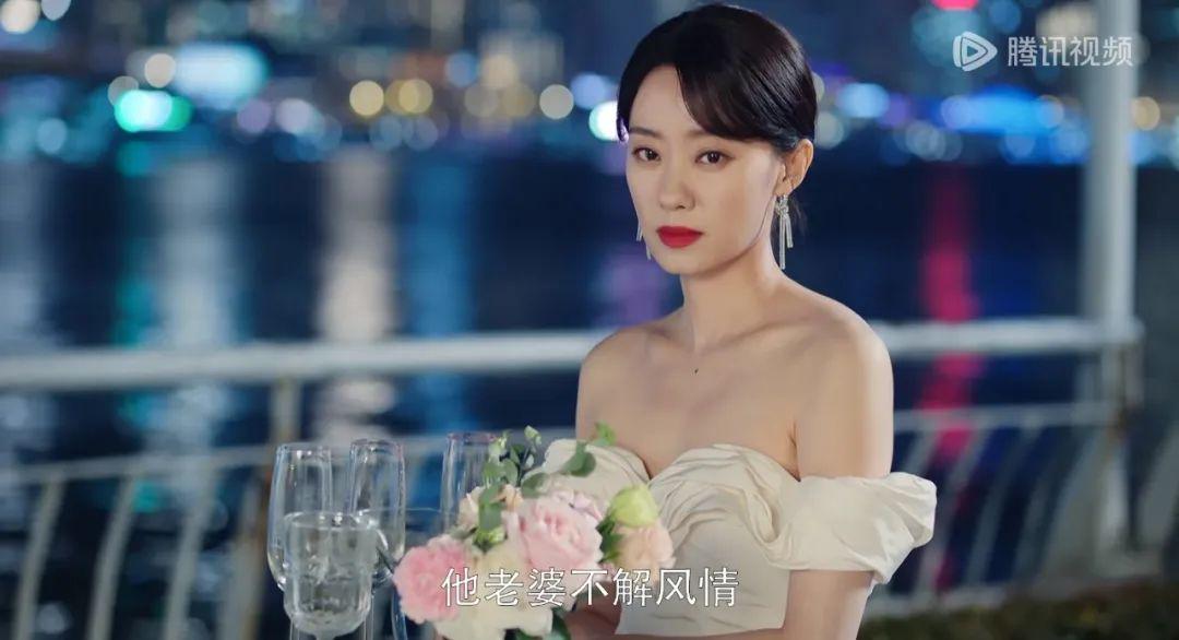 黃曉明張小斐結(jié)婚，娛樂圈的驚喜聯(lián)姻，黃曉明與張小斐驚喜聯(lián)姻，娛樂圈傳出大喜訊