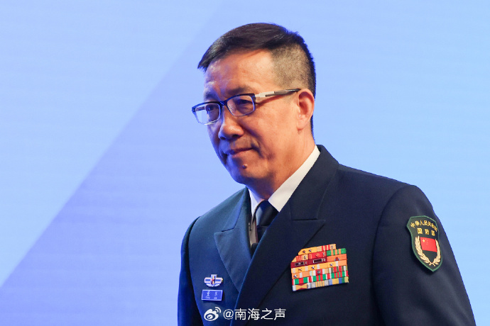 國(guó)防部現(xiàn)任部長(zhǎng)董軍及其父親，傳承與榮耀，國(guó)防部現(xiàn)任部長(zhǎng)董軍及其父，傳承家族榮耀