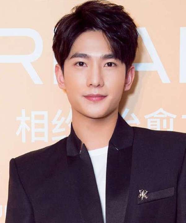 男星顏值排行榜2023，誰(shuí)將成為新一代男神？，男星顏值排行榜揭曉，2023新一代男神誰(shuí)將嶄露頭角？