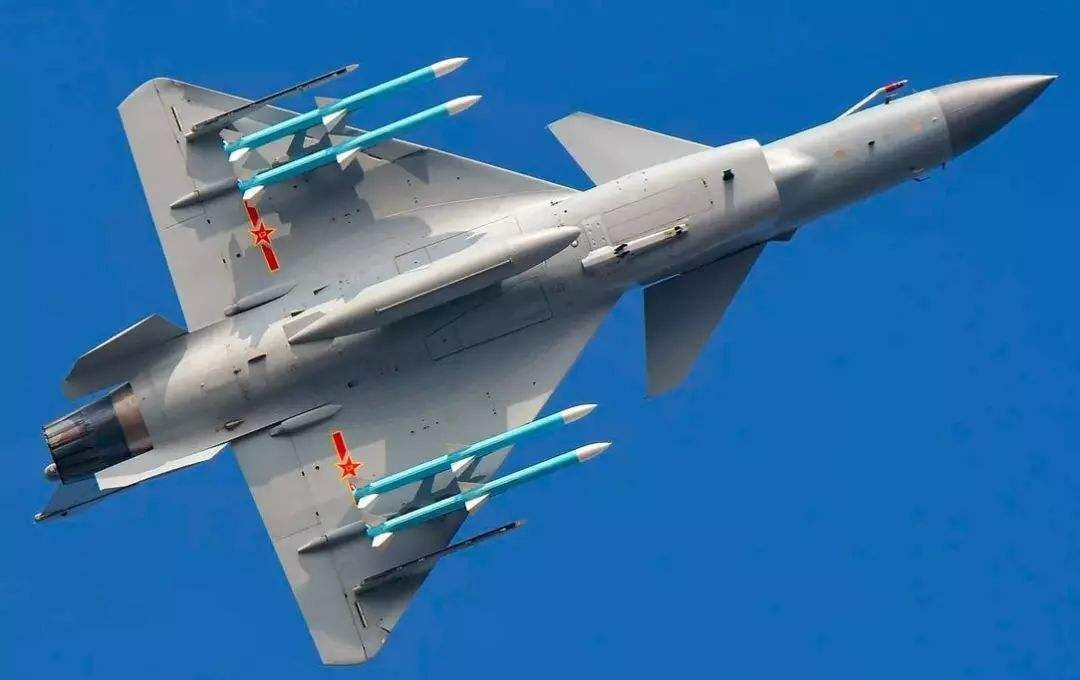 殲-10戰(zhàn)斗機(jī)參數(shù)詳解，殲-10戰(zhàn)斗機(jī)性能參數(shù)全面解析