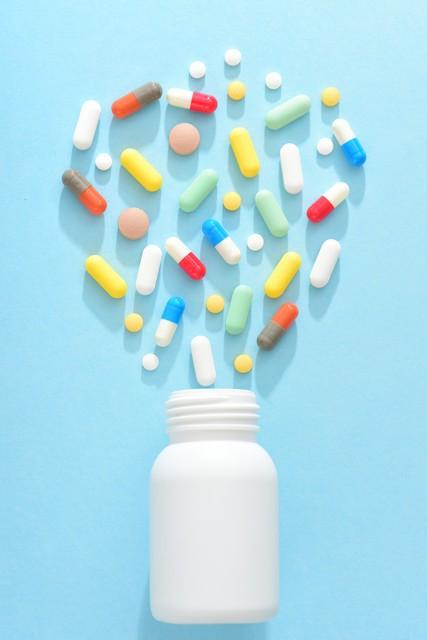 三種人不宜吃維生素B——深入了解維生素B的適用人群，維生素B適用人群解析，三類人不宜攝入維生素B