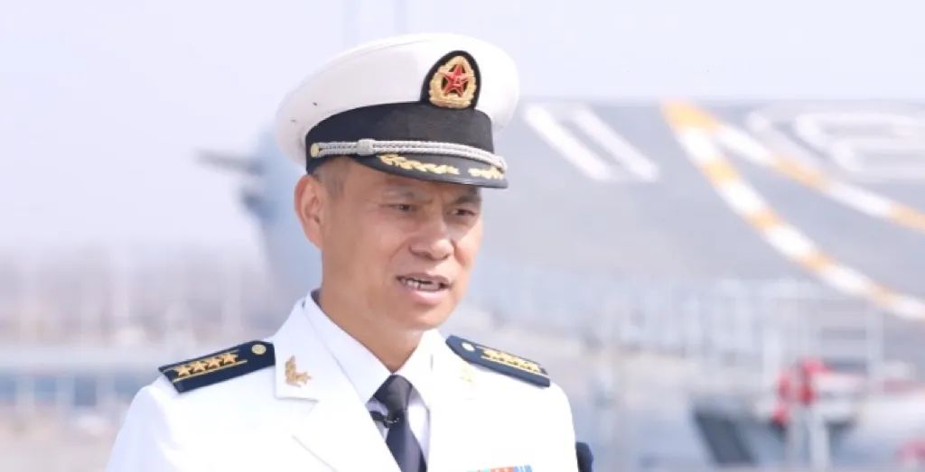 西寧艦艦長，一位海軍英雄的榮耀與擔當，西寧艦艦長，海軍英雄的榮耀與擔當之路