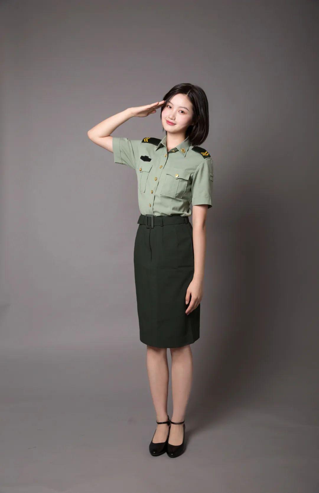 中國(guó)女兵