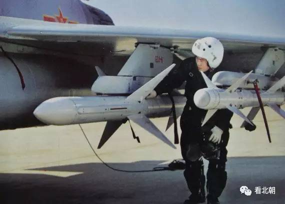 殲-10戰(zhàn)斗機(jī)結(jié)構(gòu)圖解，深度解析中國(guó)空中利劍的構(gòu)造與性能，殲-10戰(zhàn)斗機(jī)深度解析，中國(guó)空中利劍構(gòu)造與性能圖解