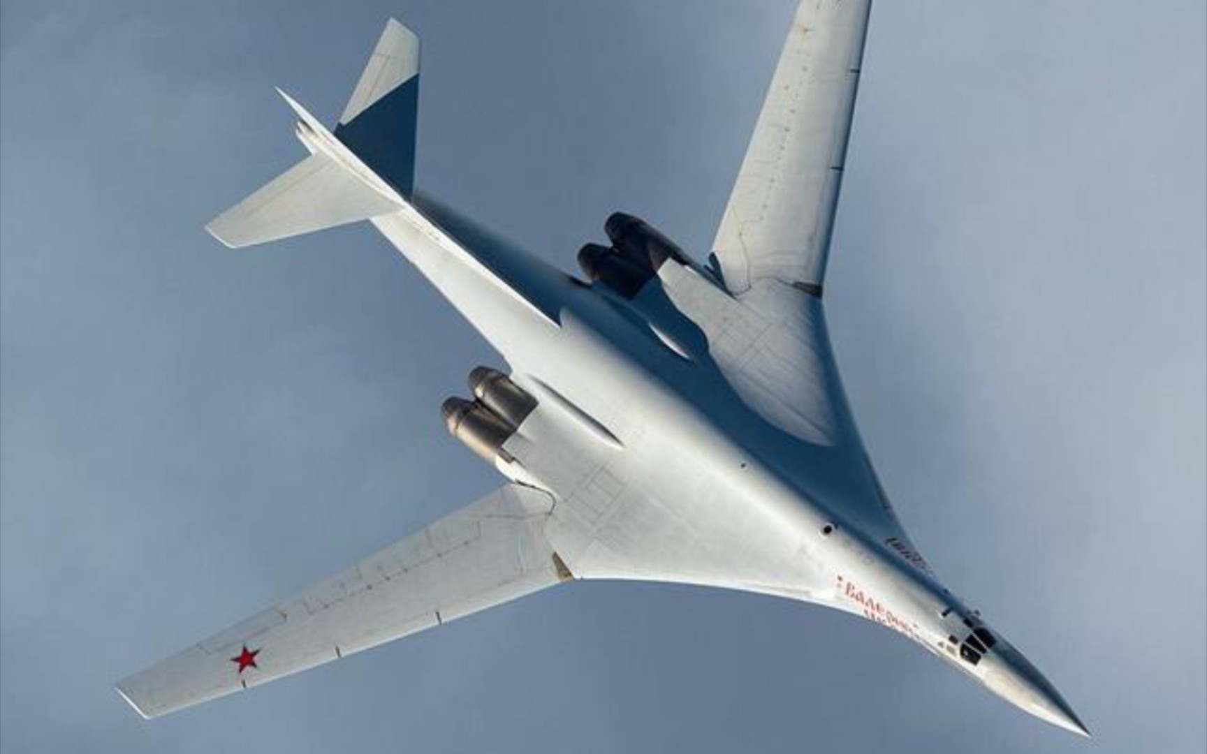 圖-160戰(zhàn)略轟炸機(jī)載彈量研究，圖-160戰(zhàn)略轟炸機(jī)載彈量深度解析