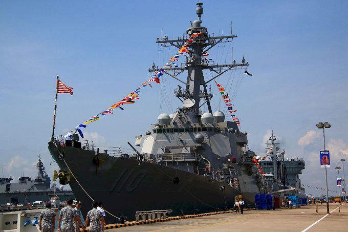 美軍艦穿越海峽，歷史、現(xiàn)狀與未來展望，美軍艦穿越海峽，歷史演變、現(xiàn)狀洞察與未來展望