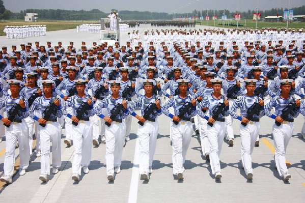 閱兵式海軍方隊(duì)視頻，展現(xiàn)海上力量，彰顯國(guó)防實(shí)力，閱兵式海軍方隊(duì)展示海上力量，彰顯國(guó)防實(shí)力視頻欣賞