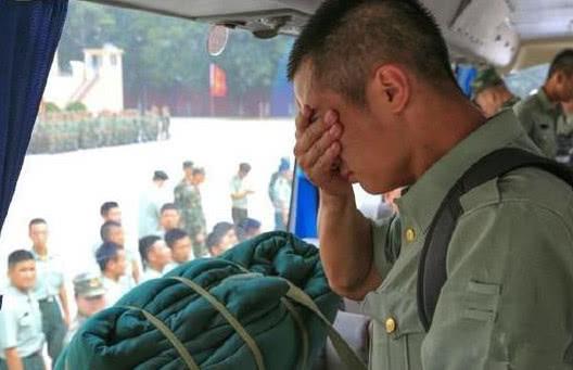參軍的意義與價值，塑造個人成長與社會進(jìn)步的雙重力量，參軍的意義與價值，塑造個人成長與社會進(jìn)步的雙重力量塑造者