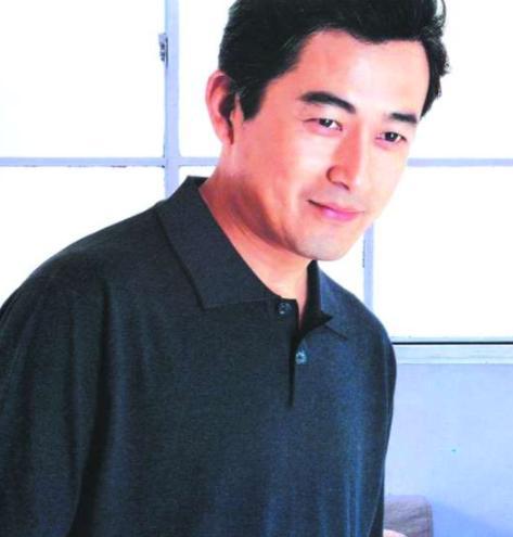 王志飛與張歆藝，演藝界的璀璨明星，王志飛與張歆藝，演藝界的耀眼之星