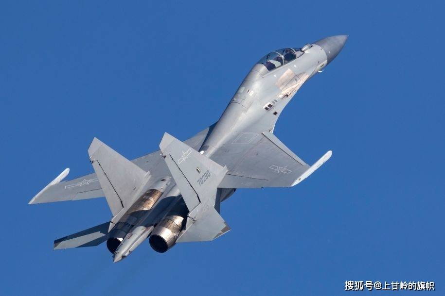 殲-16戰(zhàn)斗機(jī)，揭示中國(guó)空軍新一代戰(zhàn)斗機(jī)的實(shí)力與優(yōu)勢(shì)，殲-16戰(zhàn)斗機(jī)，揭示中國(guó)新一代戰(zhàn)斗機(jī)的強(qiáng)大實(shí)力與獨(dú)特優(yōu)勢(shì)