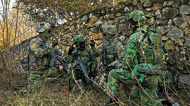 軍事行動視頻，探索、解析與優(yōu)化觀看體驗，軍事行動視頻，探索觀看體驗，解析與優(yōu)化觀看感受