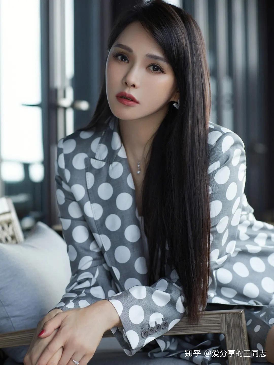 娛樂新聞八卦，女明星的魅力世界揭秘，揭秘娛樂新聞八卦，女明星的魅力世界探秘