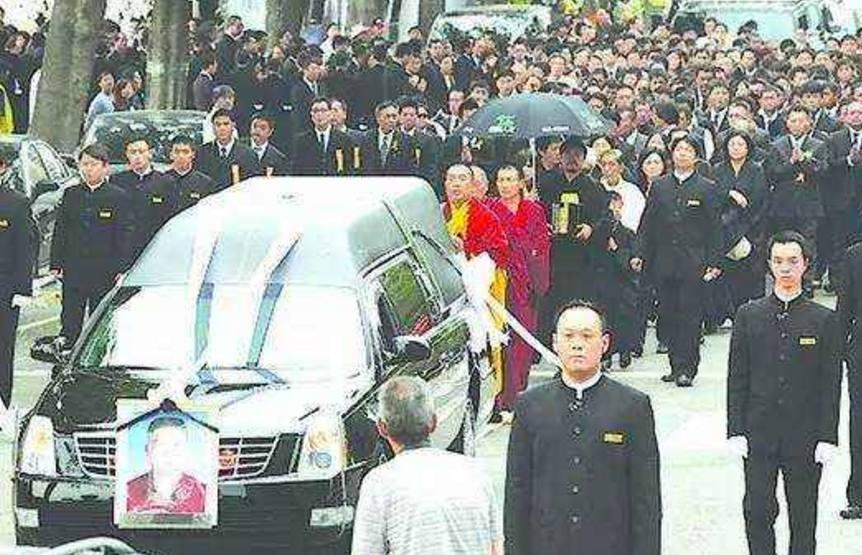 澳門(mén)彩票，探索未來(lái)的開(kāi)獎(jiǎng)結(jié)果預(yù)測(cè)與策略（關(guān)鍵詞，澳門(mén)六開(kāi)彩開(kāi)獎(jiǎng)結(jié)果 2025年），澳門(mén)彩票未來(lái)開(kāi)獎(jiǎng)?lì)A(yù)測(cè)與策略探索，聚焦2025年澳門(mén)六開(kāi)彩開(kāi)獎(jiǎng)結(jié)果預(yù)測(cè)