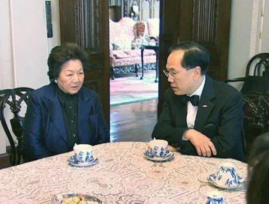 澳門彩票一直是廣大彩民關注的焦點之一，而其中的新澳門天天開好彩更是備受關注。本文將圍繞2004新澳門天天開好彩大全正版這一主題展開，為廣大彩民提供相關信息和參考。，澳門彩票焦點，揭秘新澳門天天開好彩的秘籍與正版指南（2004年版）